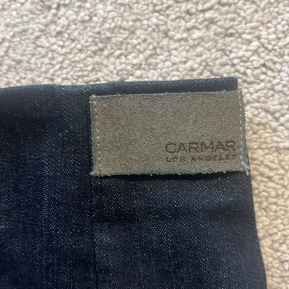 Carmar denim skirt. - Picture 3 of 4